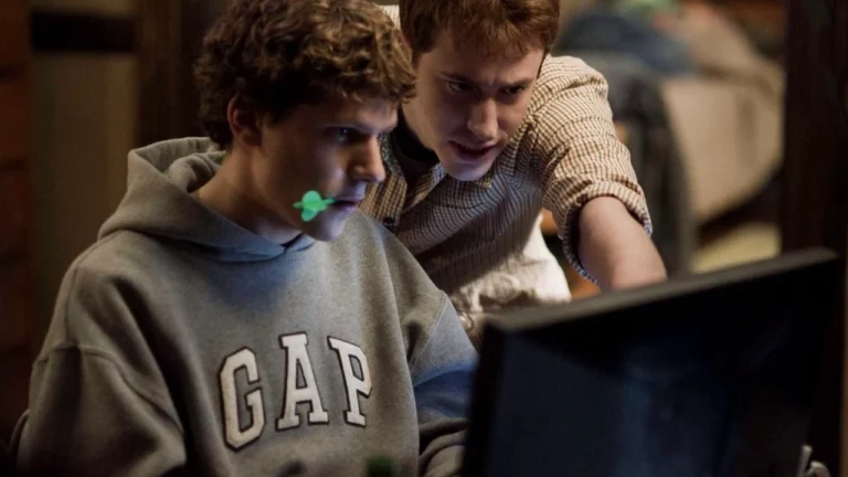 THE SOCIAL NETWORK